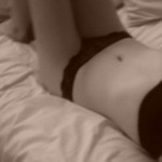 Lea princesse emo se met toute nue pour vous ! emo salope